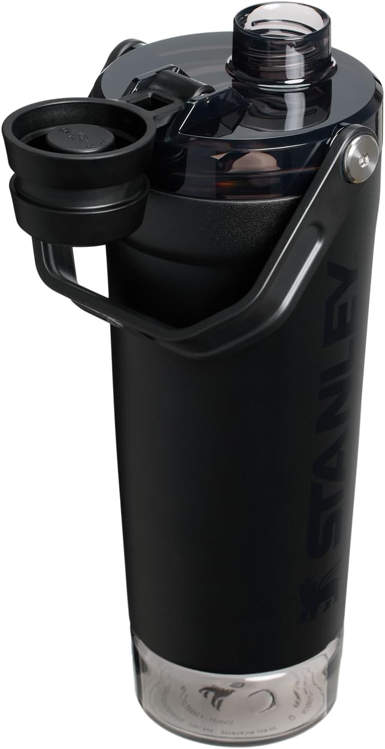 Insulated stainless steel protein shaker bottle